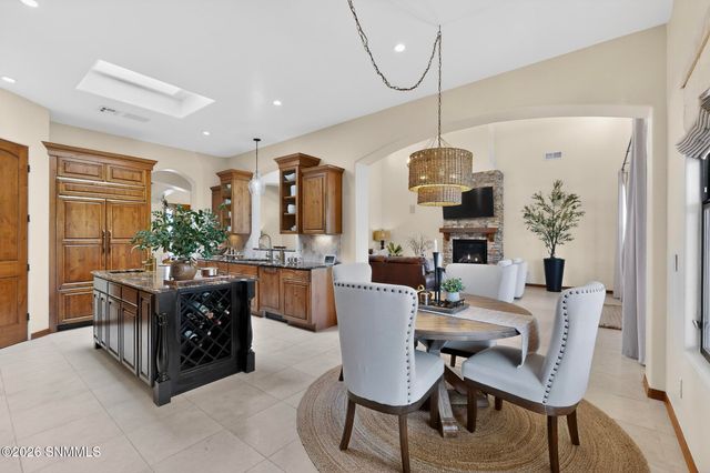 2502 Los Alamos Court, Las Cruces, NM 88011