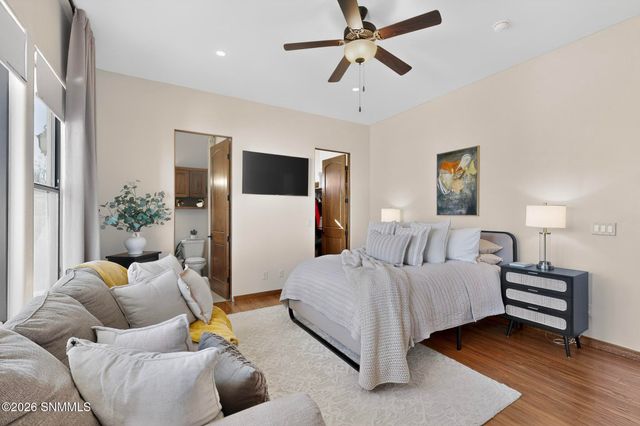 2502 Los Alamos Court, Las Cruces, NM 88011