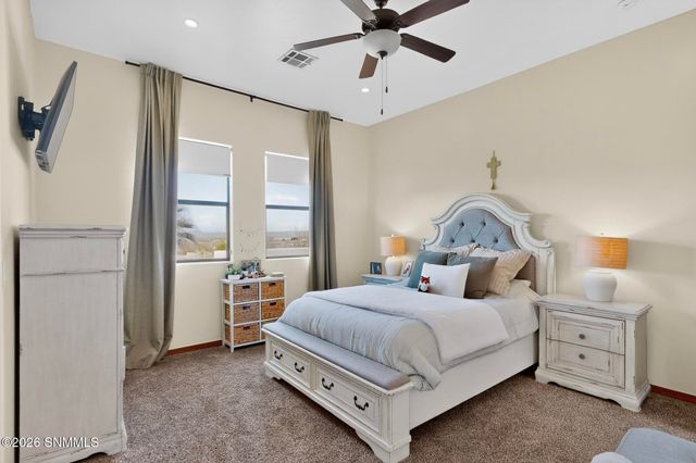 2502 Los Alamos Court, Las Cruces, NM 88011