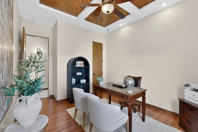 2502 Los Alamos Court, Las Cruces, NM 88011