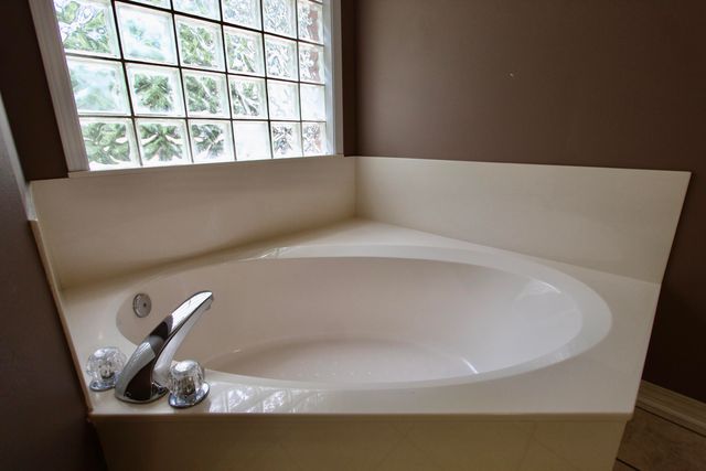 218 Golf Course Drive, Crestview, FL 32536