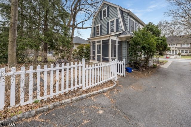 133 Buckingham Rd, Montclair Twp., NJ 07043