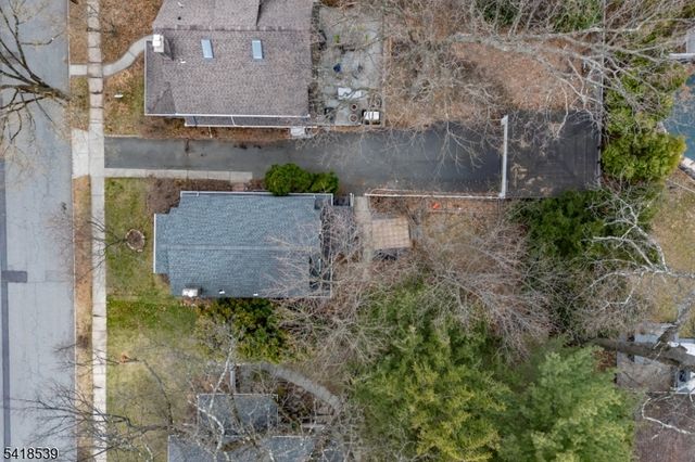 133 Buckingham Rd, Montclair Twp., NJ 07043