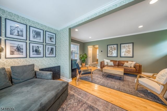 133 Buckingham Rd, Montclair Twp., NJ 07043