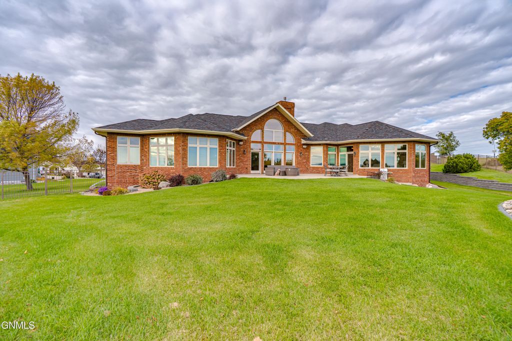 901 Corvette Circle, Bismarck, ND 58503 photo 126