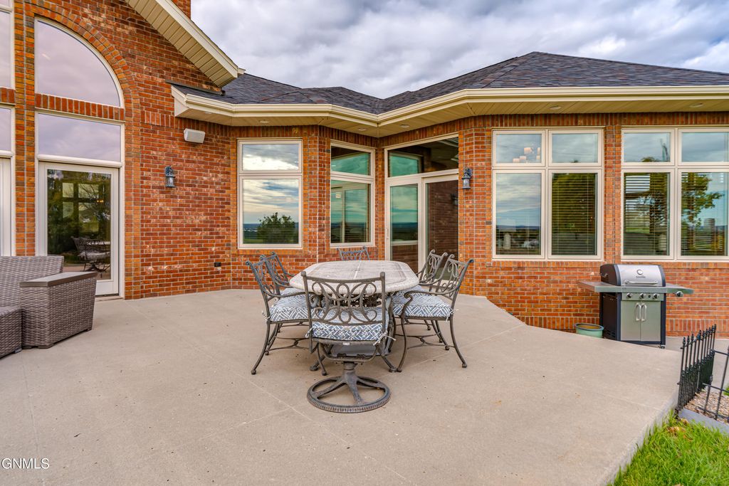 901 Corvette Circle, Bismarck, ND 58503 photo 127