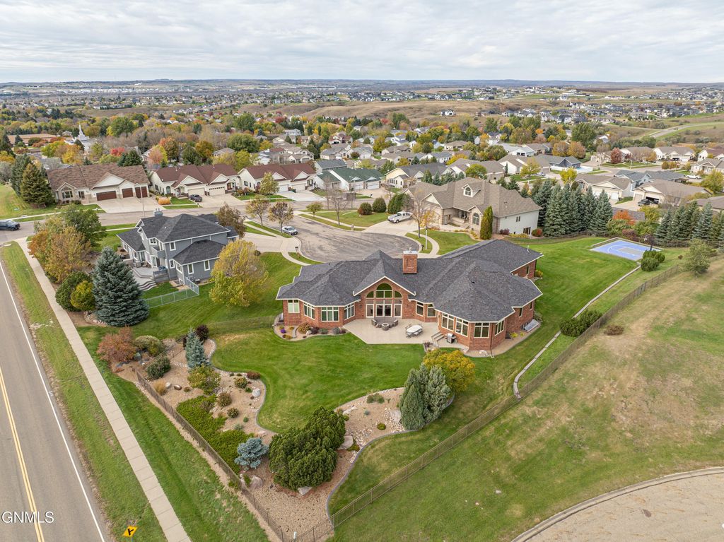 901 Corvette Circle, Bismarck, ND 58503 photo 131