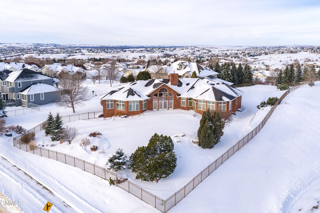 901 Corvette Circle, Bismarck, ND 58503 photo 137