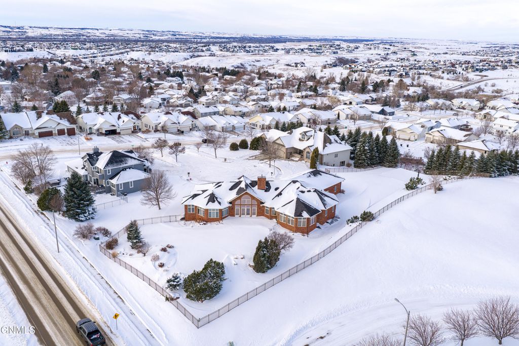 901 Corvette Circle, Bismarck, ND 58503 photo 143