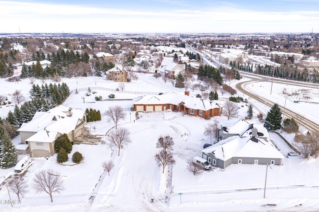 901 Corvette Circle, Bismarck, ND 58503 photo 146