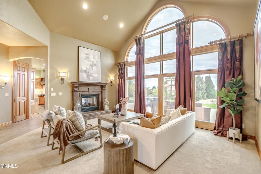 901 Corvette Circle, Bismarck, ND 58503 photo 17