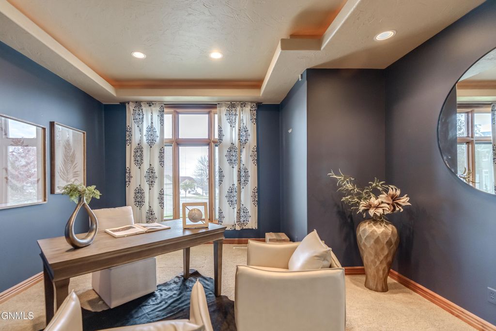 901 Corvette Circle, Bismarck, ND 58503 photo 20