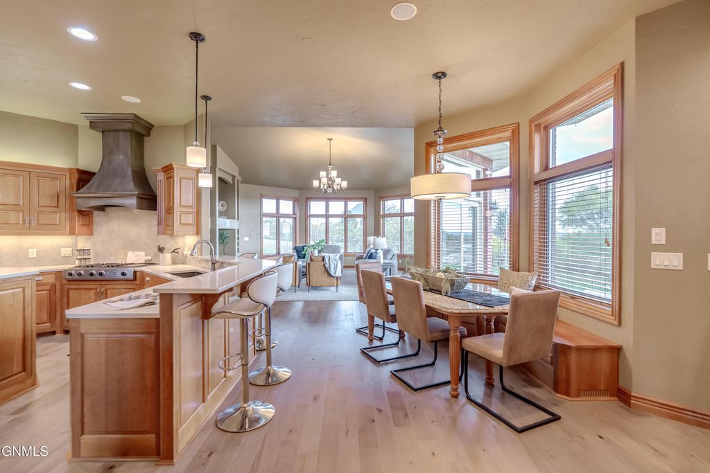 901 Corvette Circle, Bismarck, ND 58503 photo 39