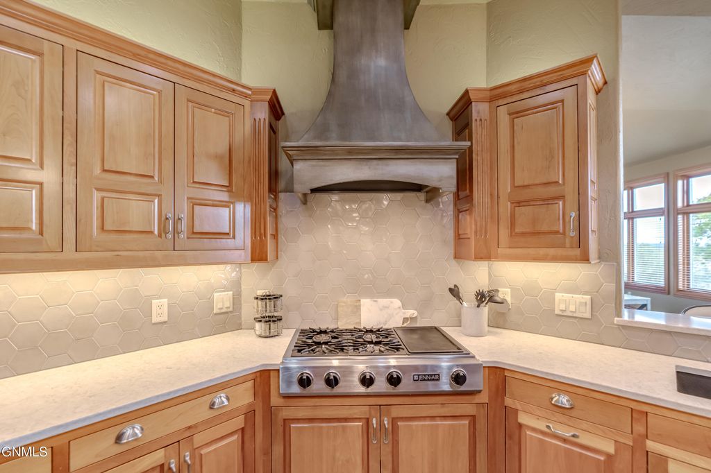 901 Corvette Circle, Bismarck, ND 58503 photo 45