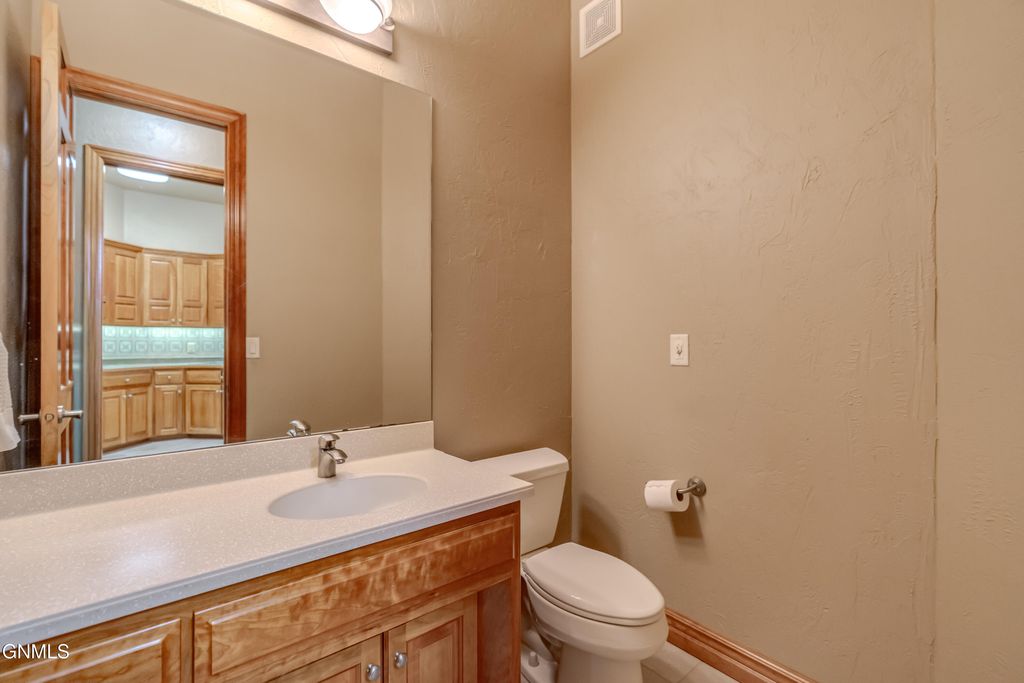 901 Corvette Circle, Bismarck, ND 58503 photo 52