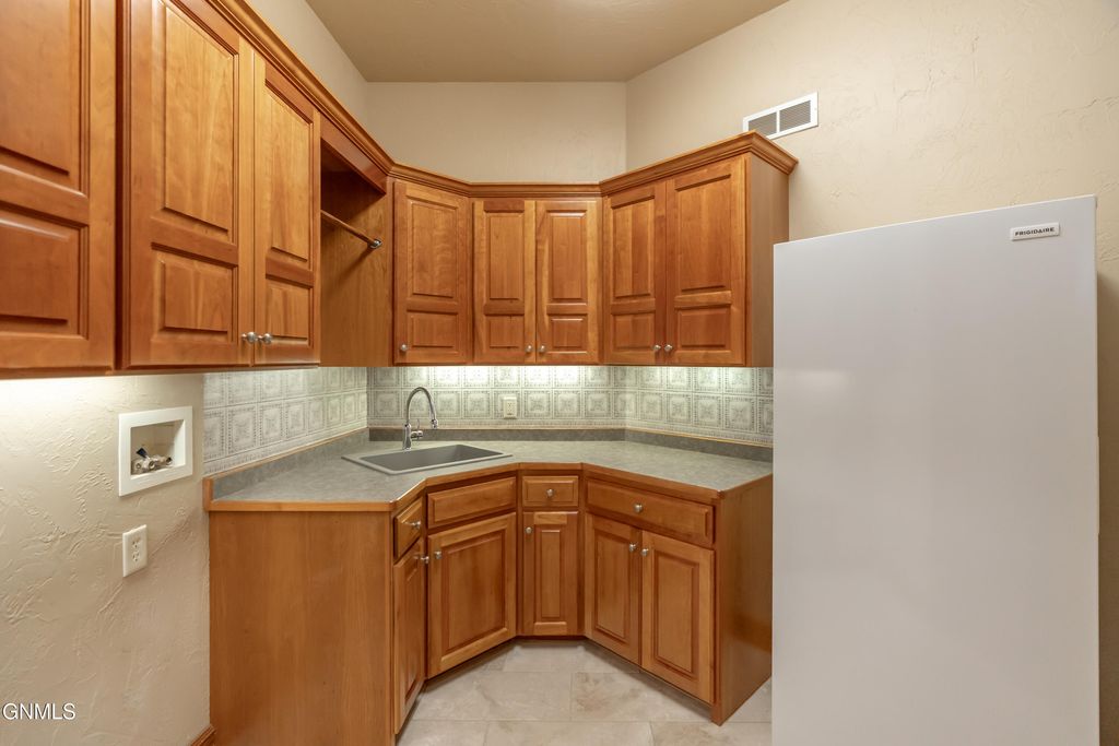 901 Corvette Circle, Bismarck, ND 58503 photo 53