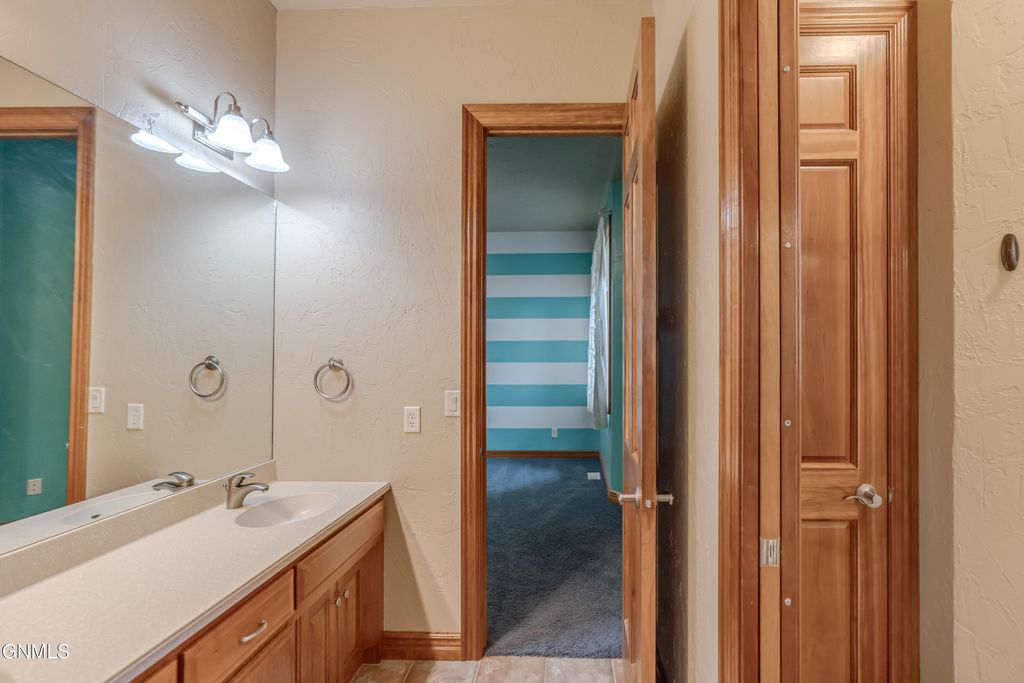 901 Corvette Circle, Bismarck, ND 58503 photo 67