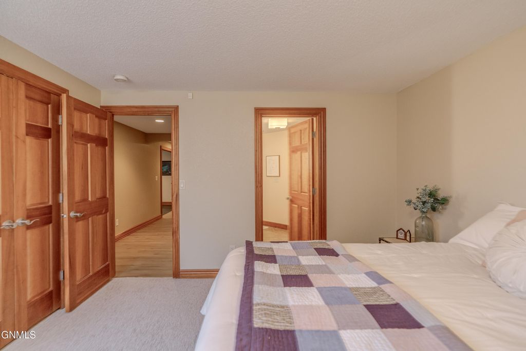 901 Corvette Circle, Bismarck, ND 58503 photo 95