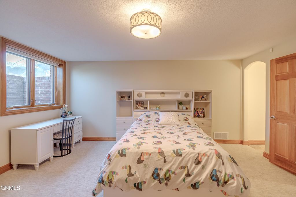 901 Corvette Circle, Bismarck, ND 58503 photo 97