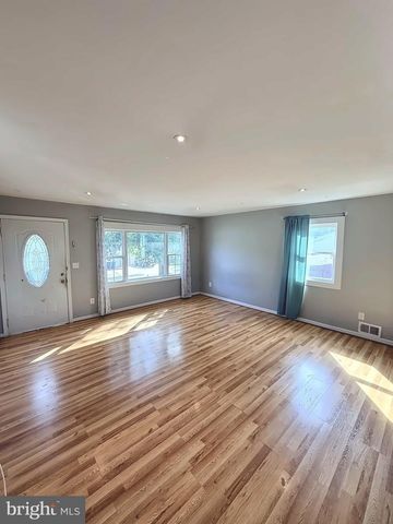 9204 5TH ST, Lanham, MD 20706