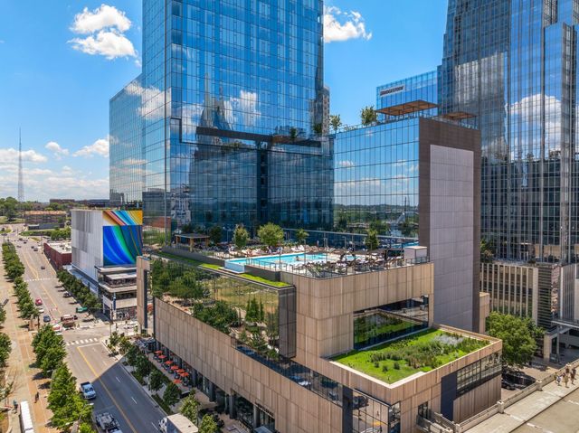 160 2nd Ave S Apt 2104, Nashville, TN 37201