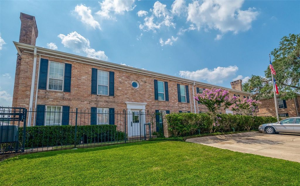 6402 Del Monte Drive 35, Houston, TX 77057