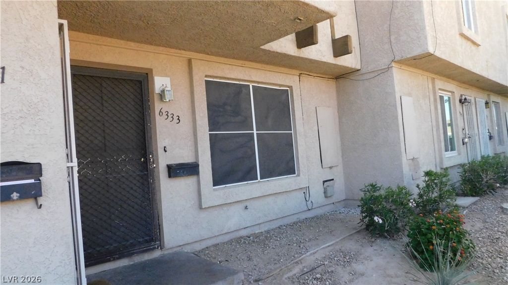 6333 West Washington Avenue, Las Vegas, NV 89107 — exterior