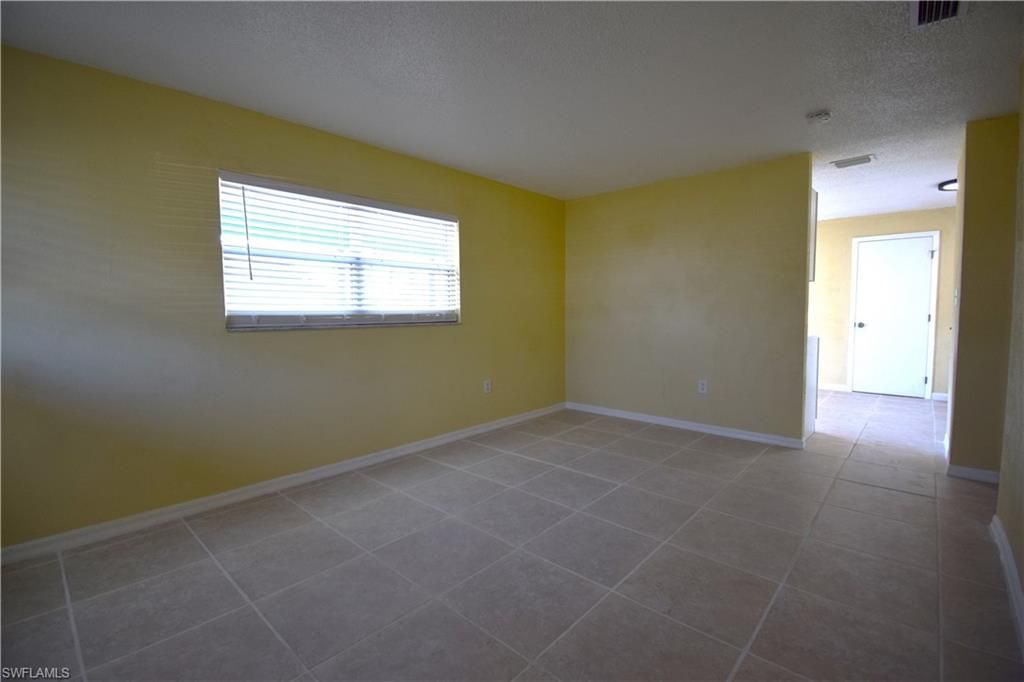 7 W Clermont CT, FORT MYERS, FL 33916 — photo 5