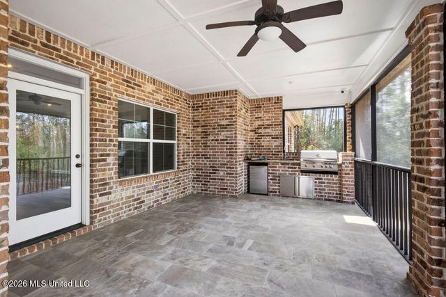 5629 Via Toscana, Ocean Springs, MS 39564