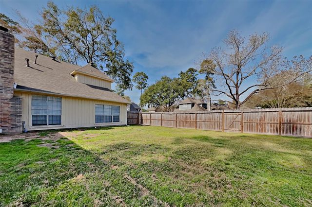 2822 Deer Hollow Drive, Houston, TX 77345