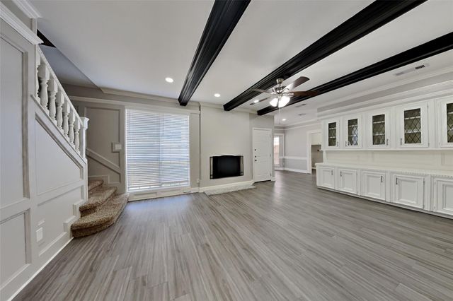 2822 Deer Hollow Drive, Houston, TX 77345