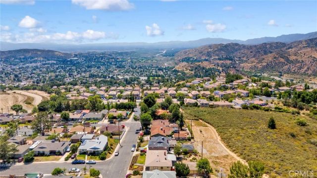 7217 Lonzo, Tujunga, CA 91042