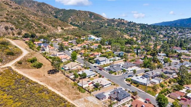 7217 Lonzo, Tujunga, CA 91042