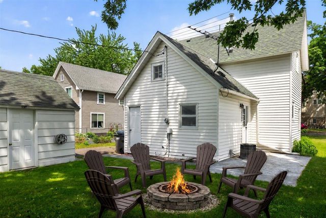 6429 Maple Street, North Branch, MN 55056