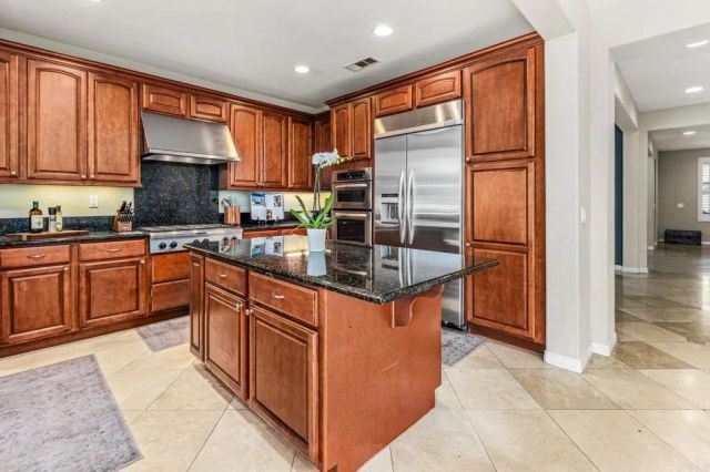 1385 Rock Court, San Marcos, CA 92078