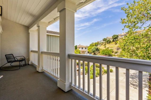1385 Rock Court, San Marcos, CA 92078