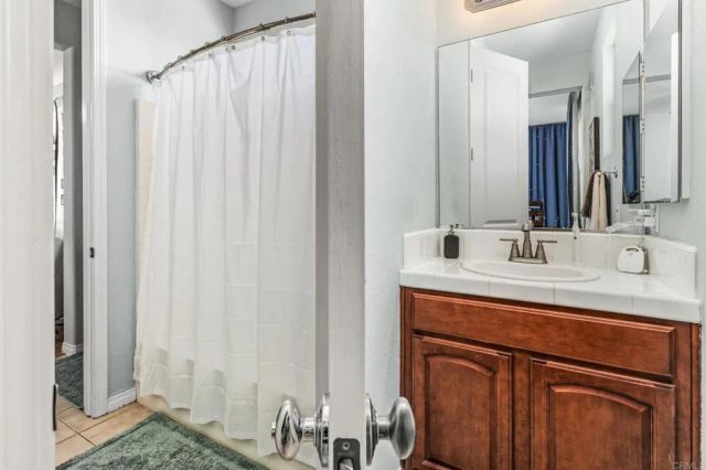 1385 Rock Court, San Marcos, CA 92078