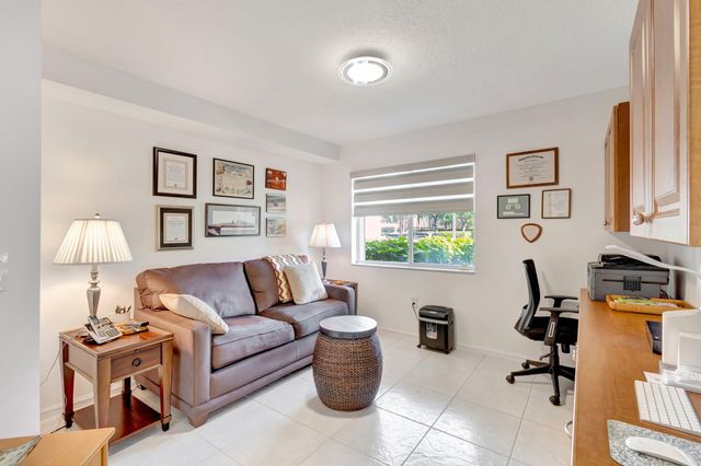 5746 CRYSTAL SHORES Drive 103, Boynton Beach, FL 33437