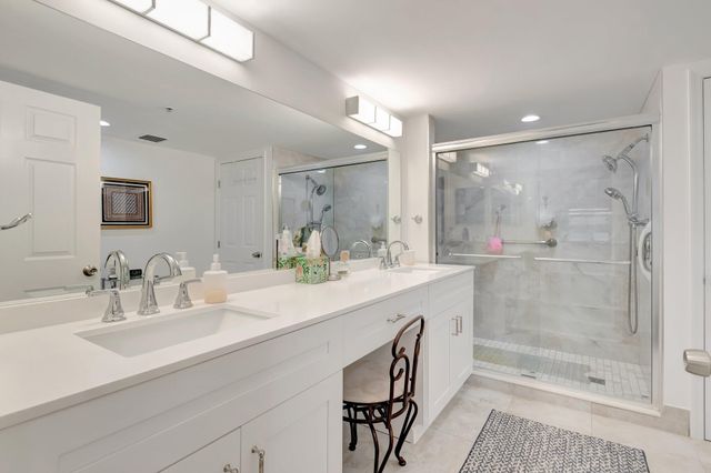 5746 CRYSTAL SHORES Drive 103, Boynton Beach, FL 33437