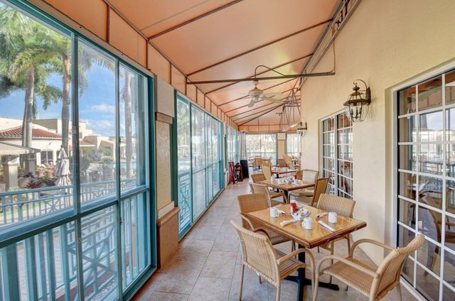 5746 CRYSTAL SHORES Drive 103, Boynton Beach, FL 33437