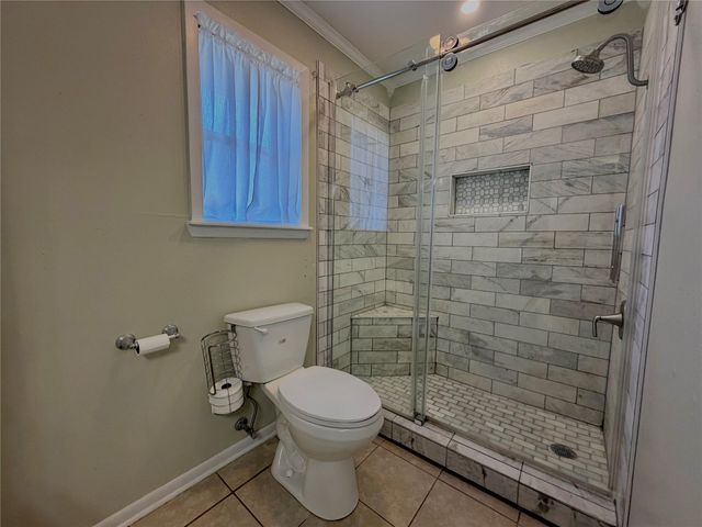 1203 Hollis DR, Brenham, TX 77833