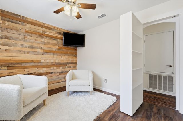 1572 Chivalry Lane, Little Elm, TX 75068