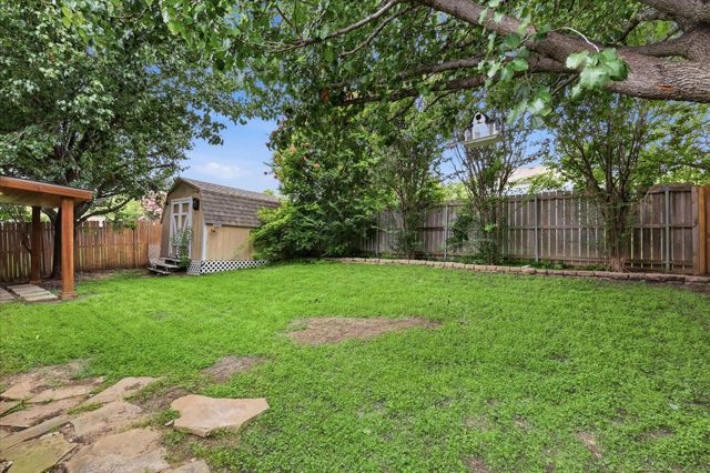 1572 Chivalry Lane, Little Elm, TX 75068
