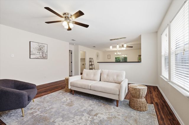 1572 Chivalry Lane, Little Elm, TX 75068