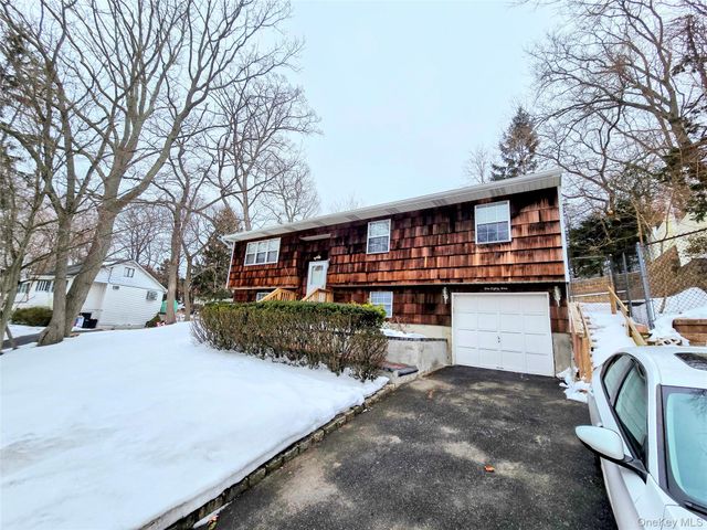189 Broadway, Rocky Point, NY 11778
