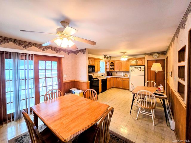 189 Broadway, Rocky Point, NY 11778