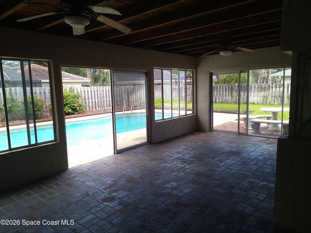 530 Rio Lane, Indialantic, FL 32903