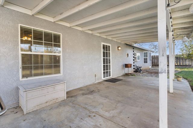 19701 Black Fox Drive, Cottonwood, CA 96022