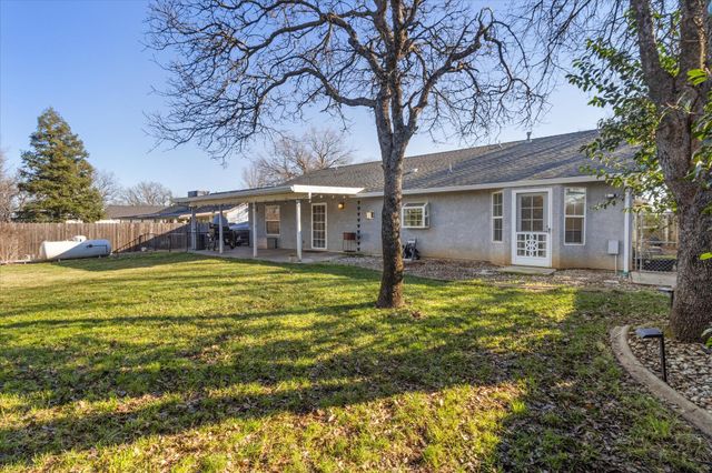 19701 Black Fox Drive, Cottonwood, CA 96022