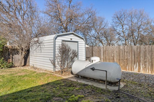 19701 Black Fox Drive, Cottonwood, CA 96022